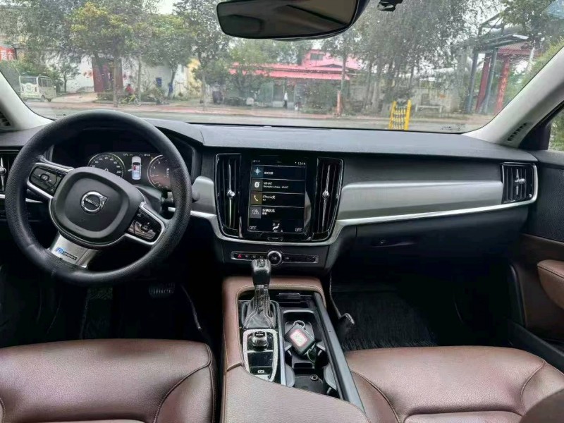 青岛17年沃尔沃S909