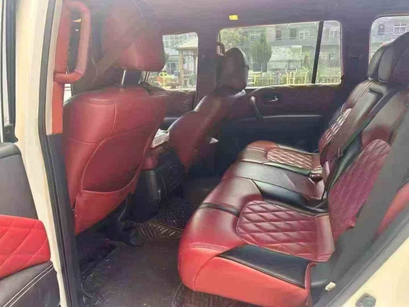 延安18年日产途乐9