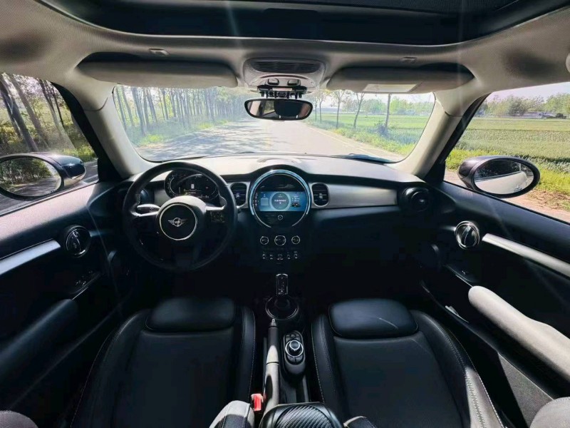 南京21年宝马迷你5