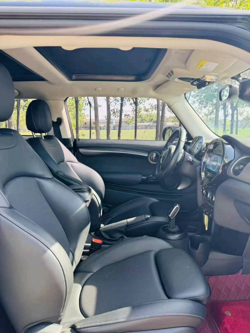 南京21年宝马迷你6