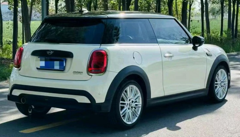 南京21年宝马迷你7