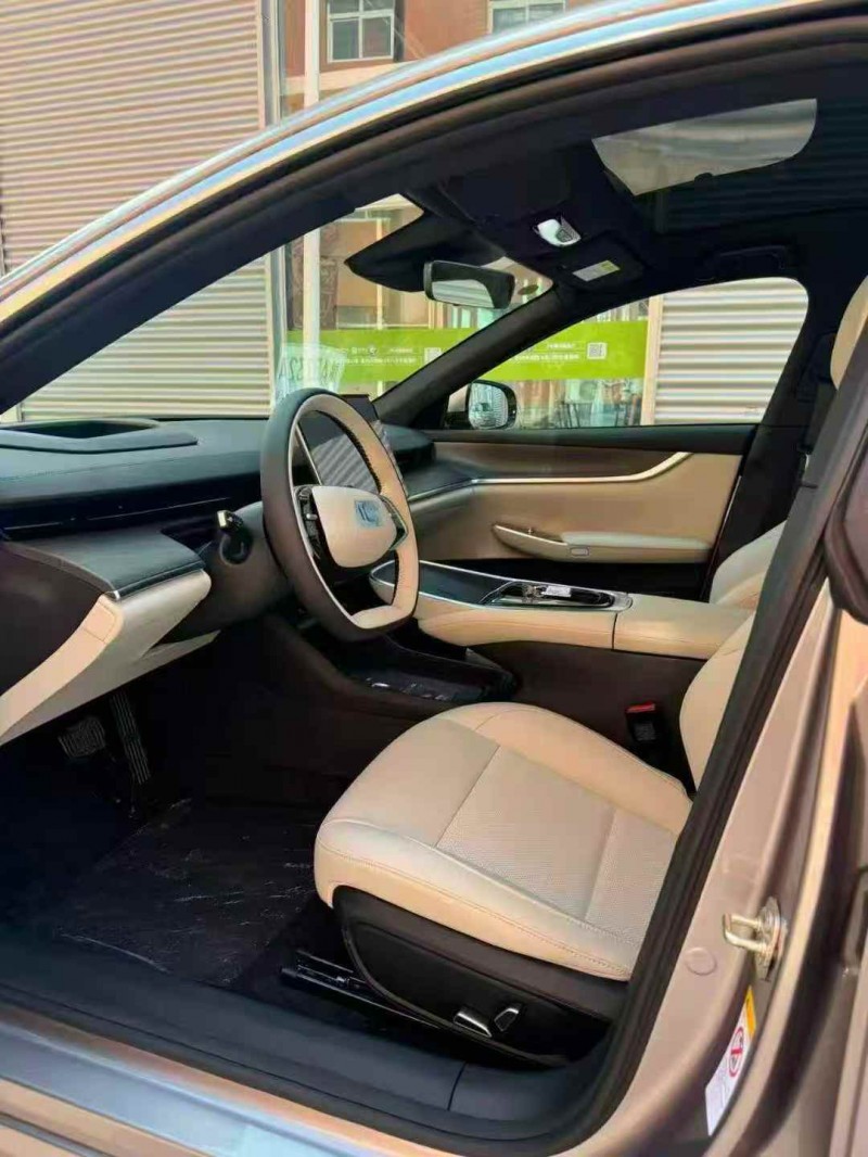 常州25年长安汽车启源6