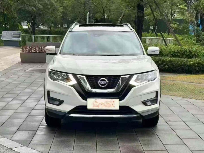 佛山20年日产奇骏1