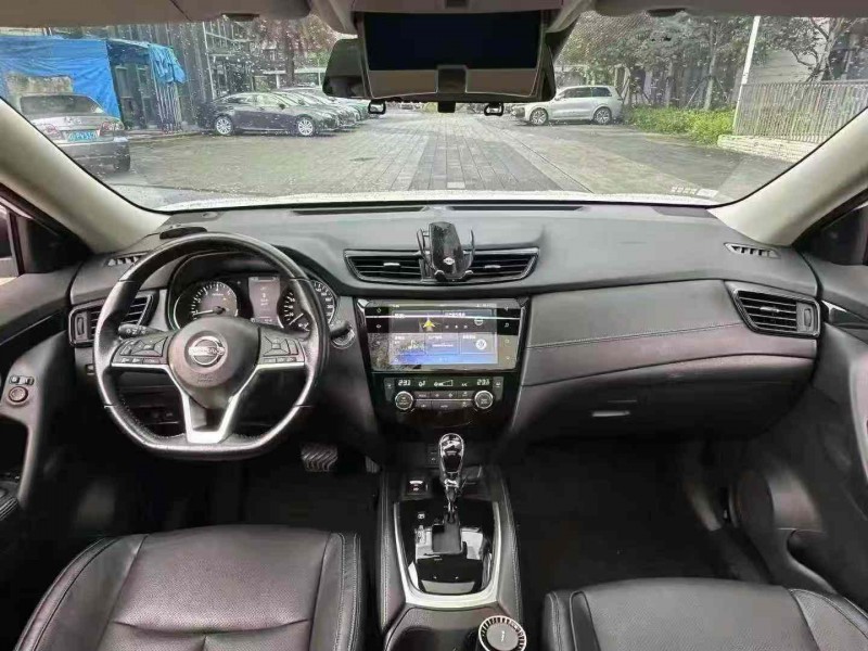 佛山20年日产奇骏6