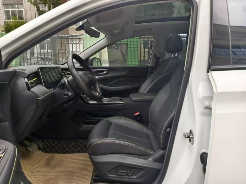 成都22年荣威RX55