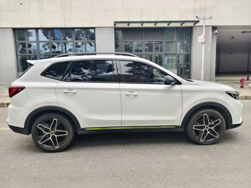 成都22年荣威RX58