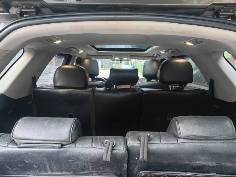 成都17年长安汽车CS956