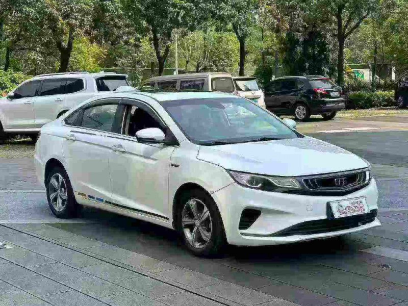 佛山18年吉利帝豪3