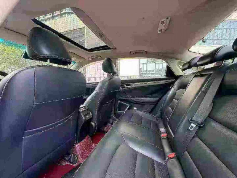 佛山18年吉利帝豪5