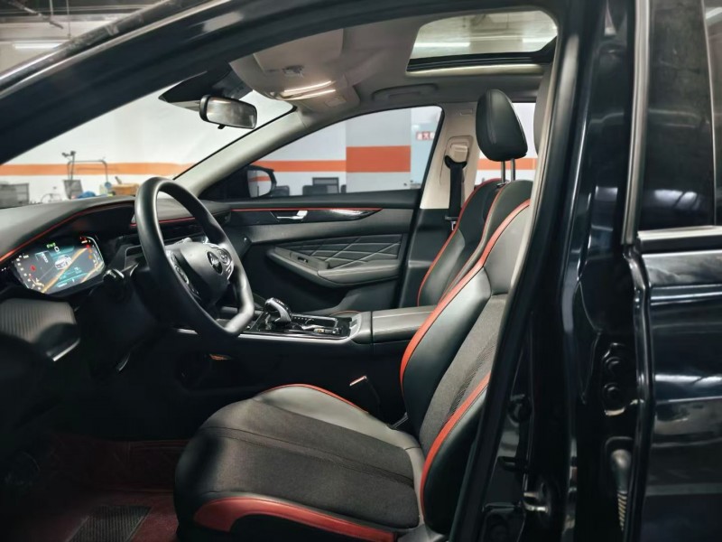 成都23年东风奕炫4