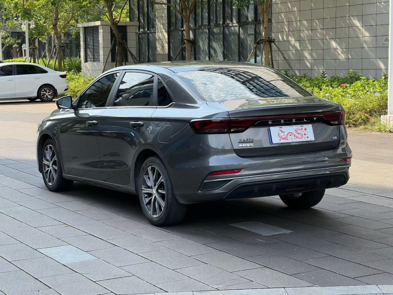 佛山23年吉利帝豪7