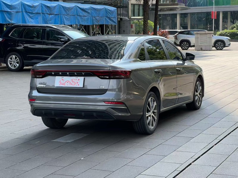 佛山23年吉利帝豪8