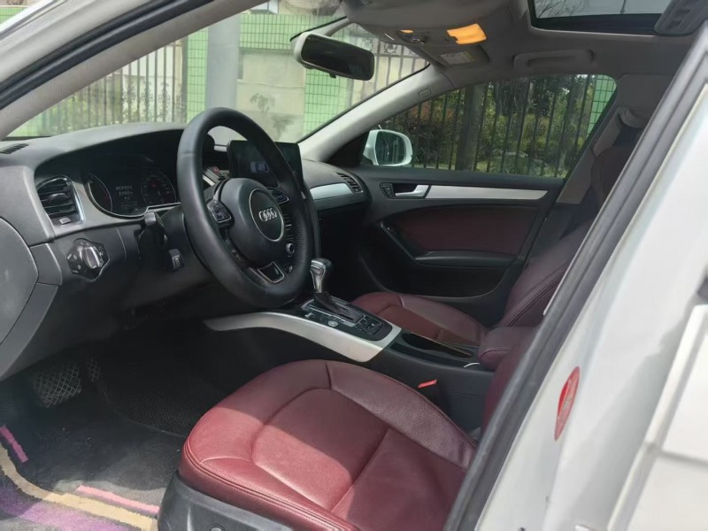 成都14年奥迪A4L3