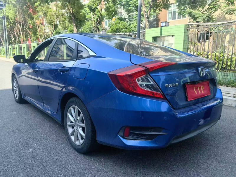 成都18年本田思域8