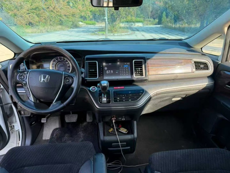 济南18年本田艾力绅5