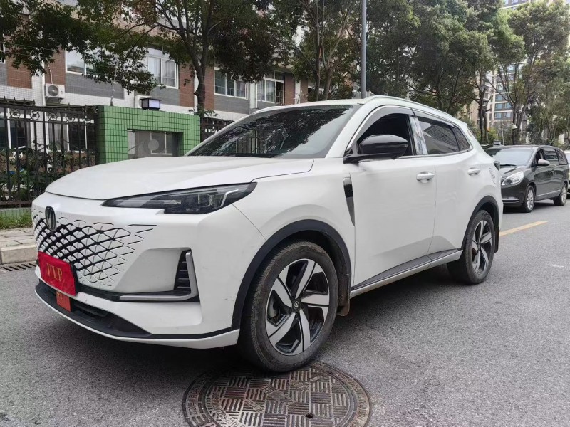 成都24年长安汽车CS552