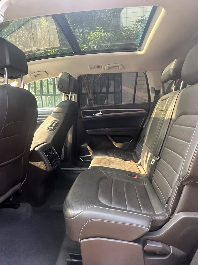 佛山18年大众途昂6