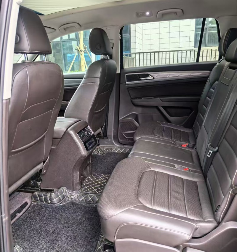 佛山18年大众途昂6