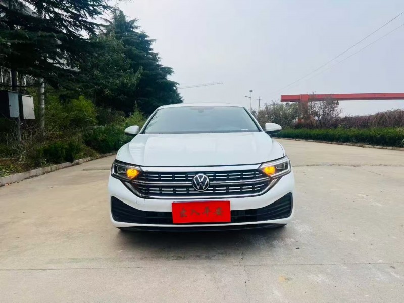 青岛25年大众速腾1