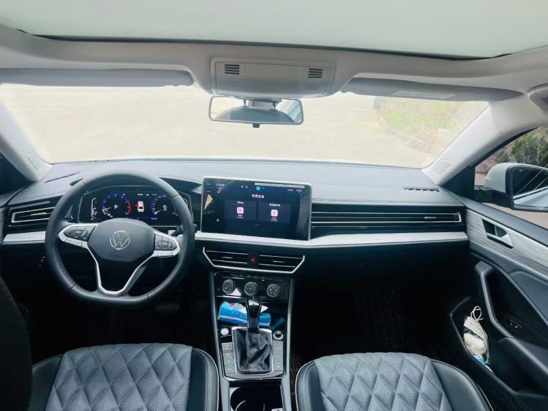 青岛25年大众速腾7