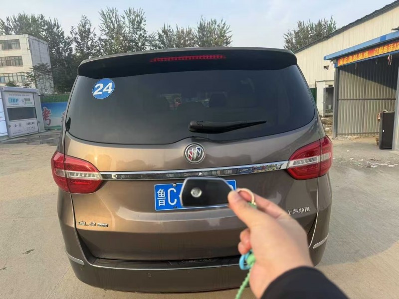 东营17年别克GL89