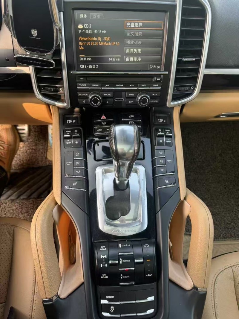 东营15年保时捷卡宴8