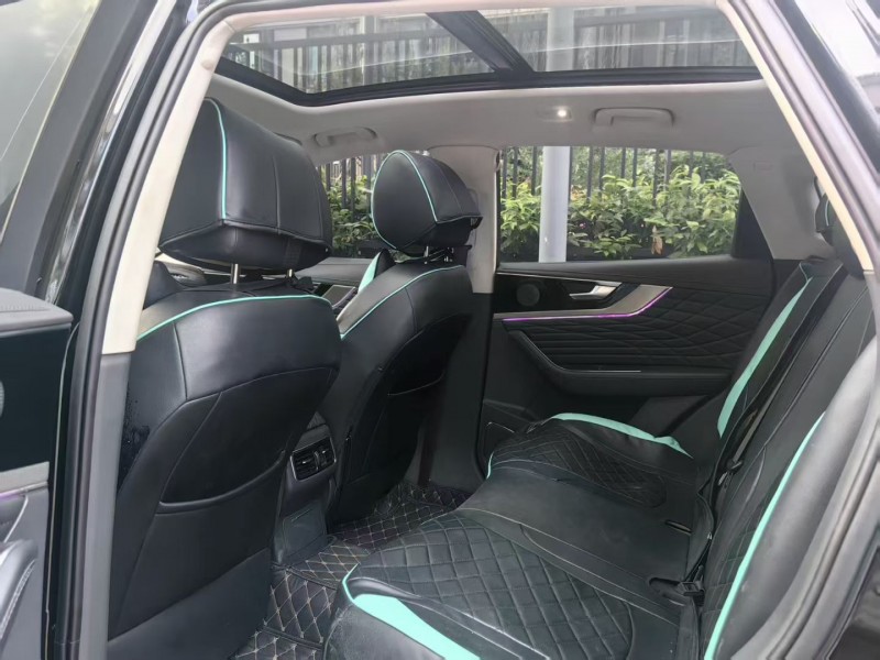 成都22年红旗HS54