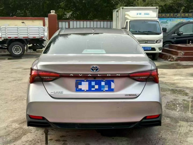 淄博23年丰田亚洲龙9