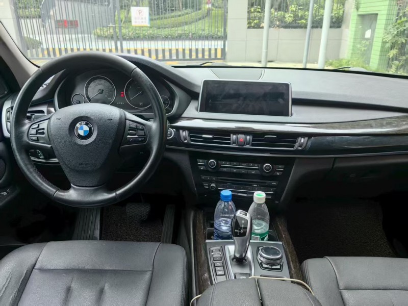 成都15年宝马X55