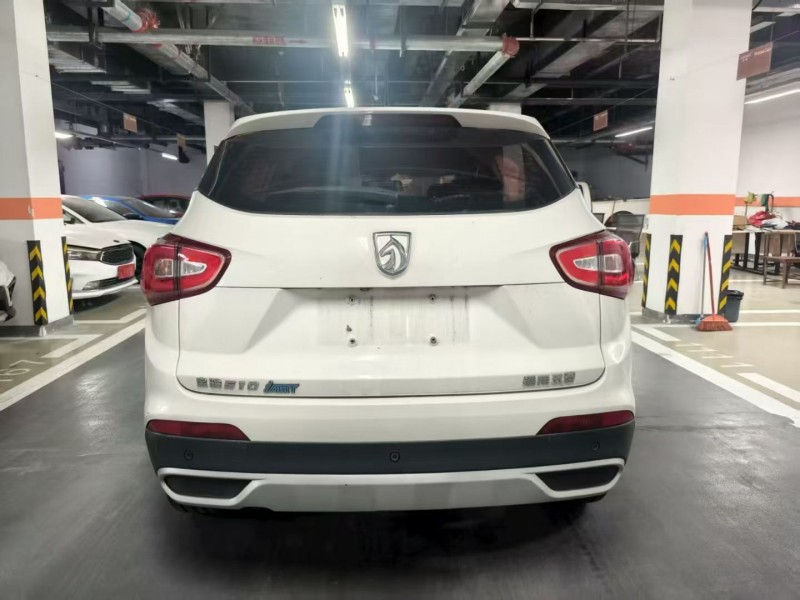 成都18年宝骏5109