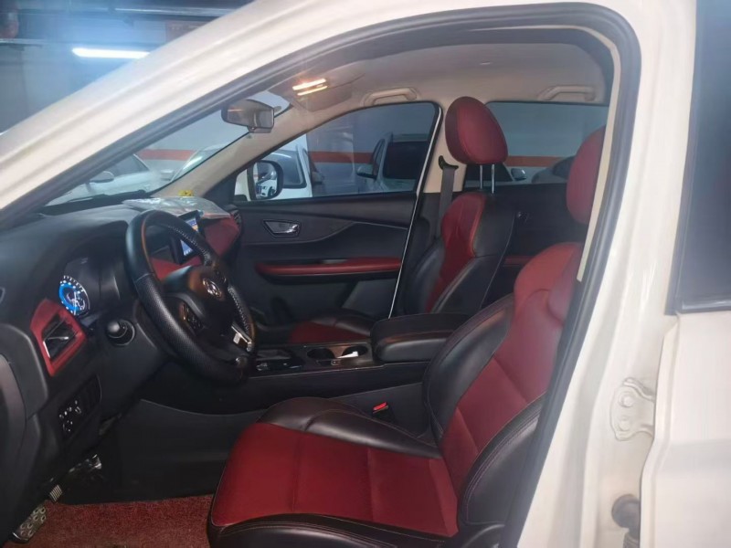 成都23年东风风光5