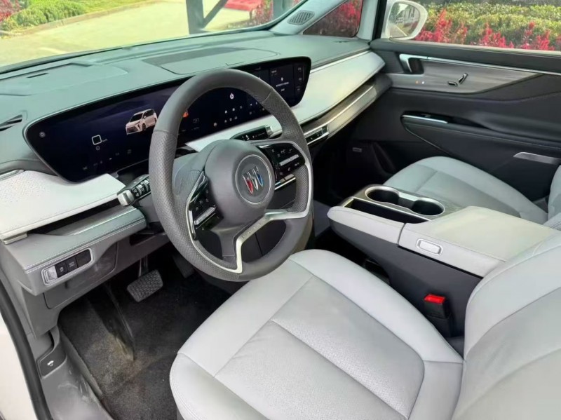 东营25年别克GL84