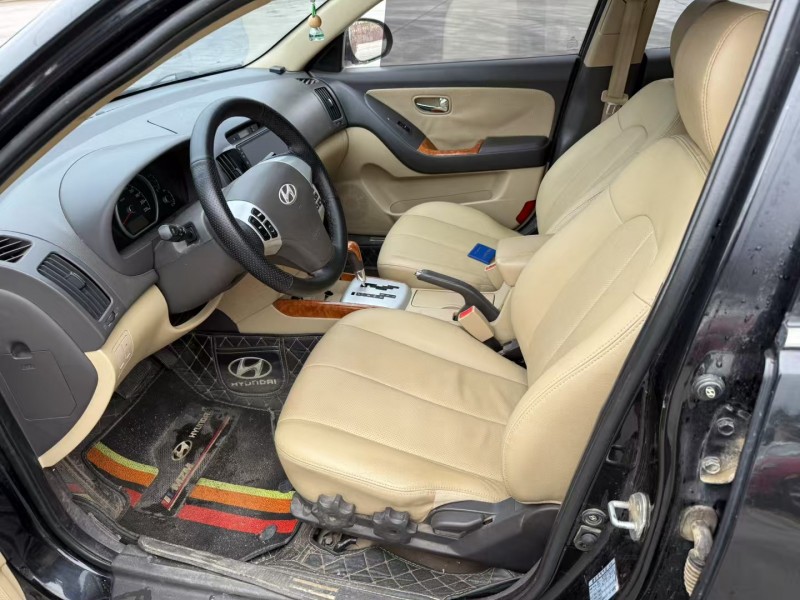 徐州10年现代悦动6