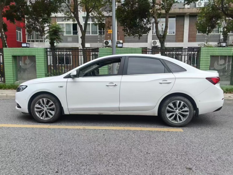 成都20年别克英朗7