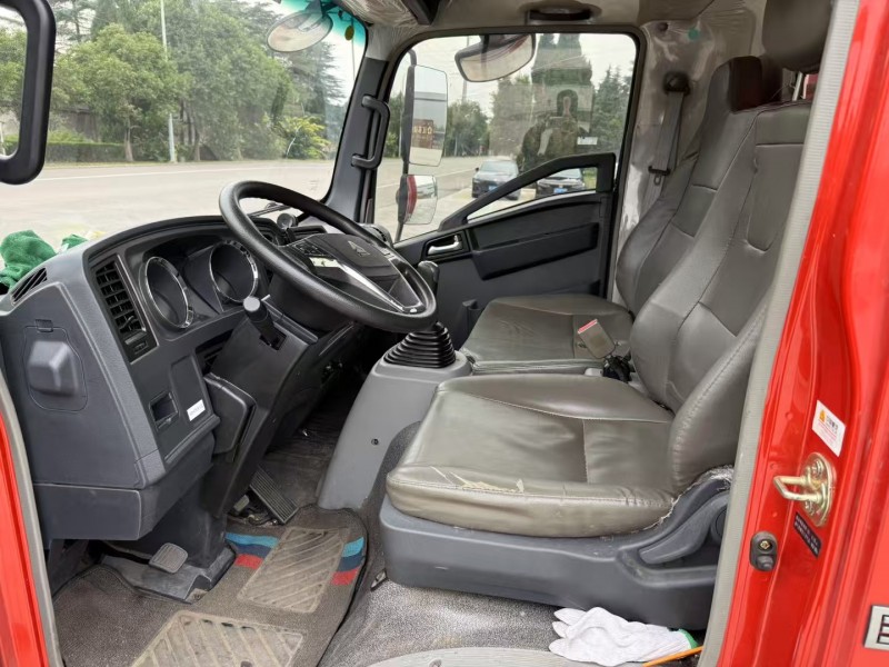 徐州23年卡车系列重汽豪沃4