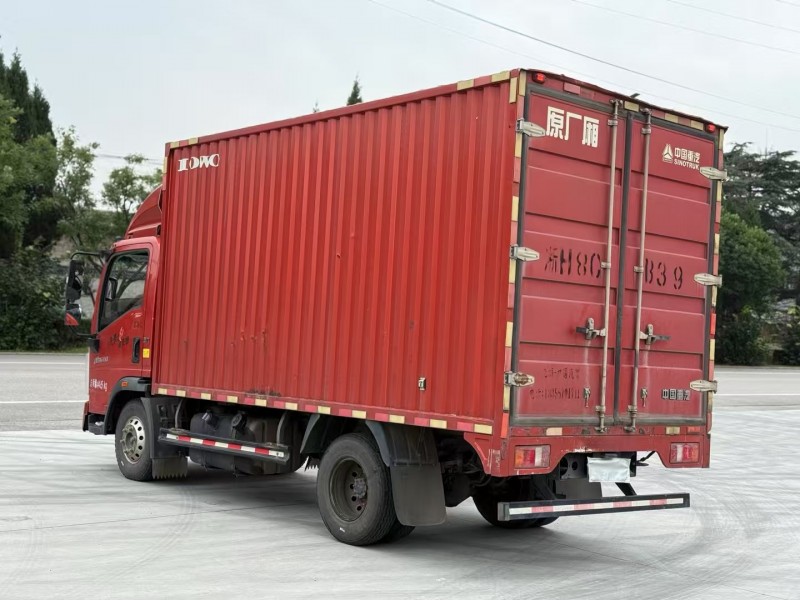 徐州23年卡车系列重汽豪沃6