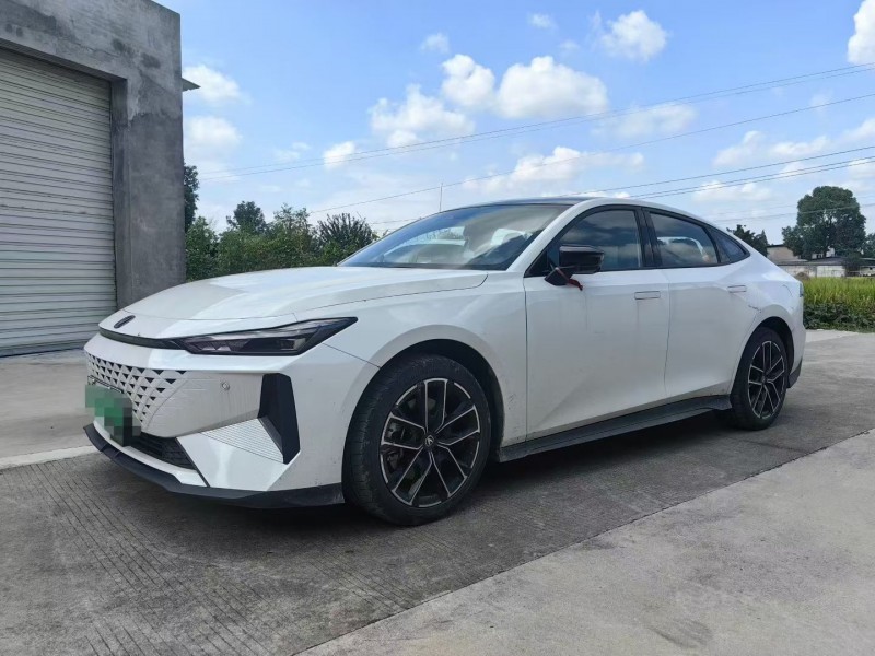 成都24年长安汽车UNI2