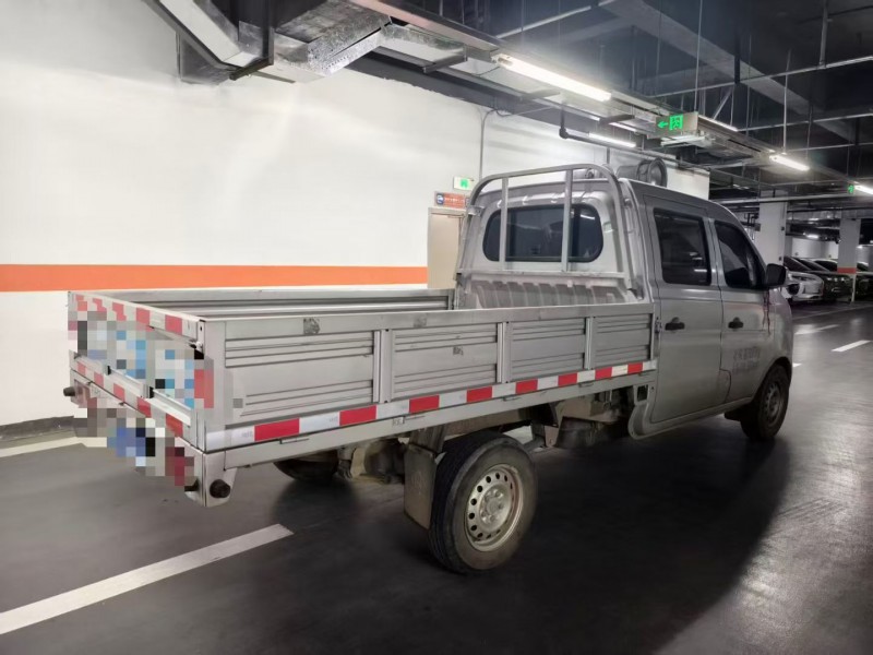 成都23年长安汽车星卡7