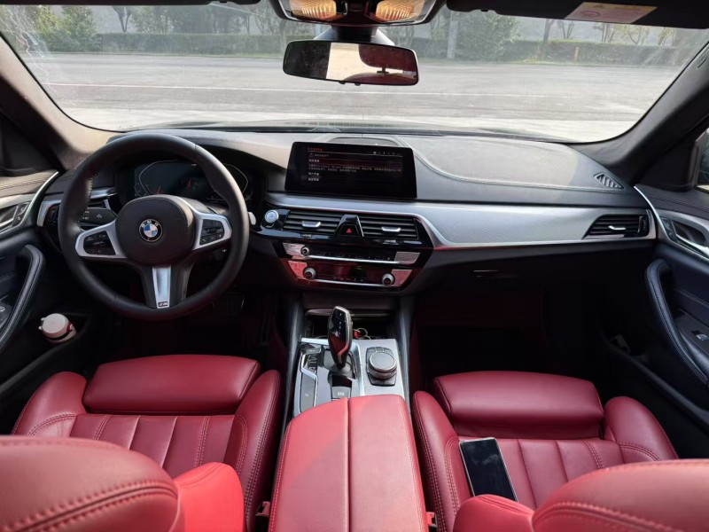 徐州20年宝马5系4