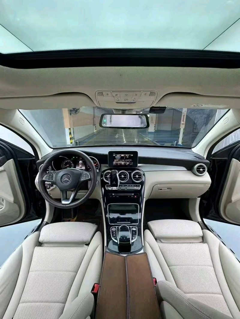 广州18年奔驰GLC5