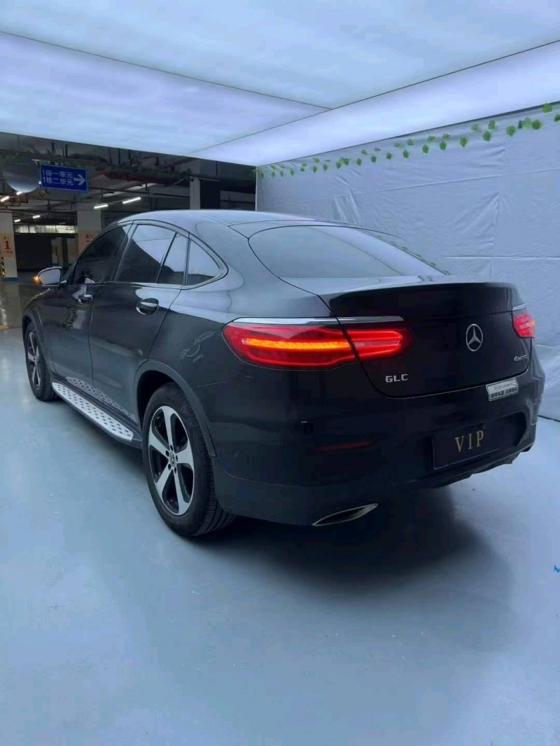 广州18年奔驰GLC9