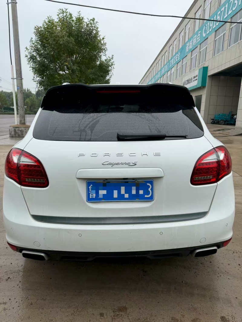 青岛14年保时捷卡宴8