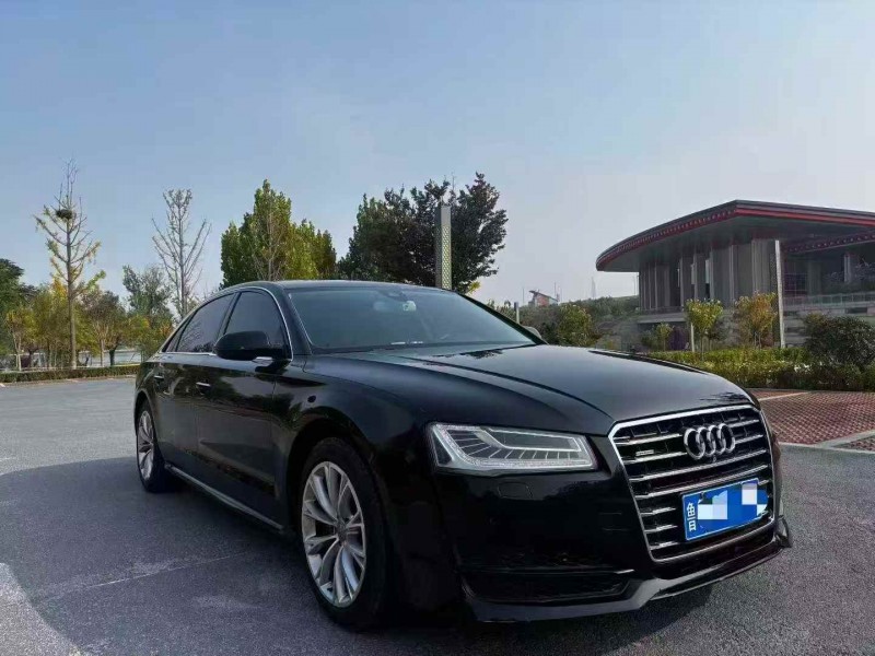 济南17年奥迪A8L2