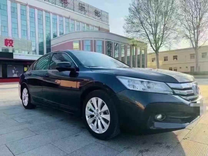 枣庄13年本田雅阁2