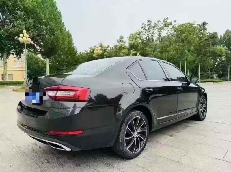 东营18年斯柯达明锐7