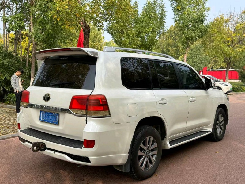 聊城16年丰田兰德酷路泽6