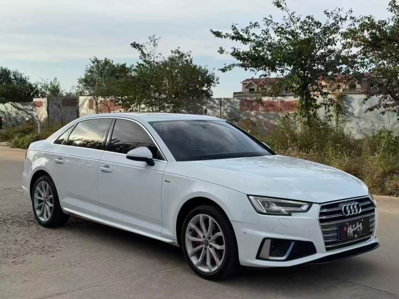 青岛19年奥迪A4L3