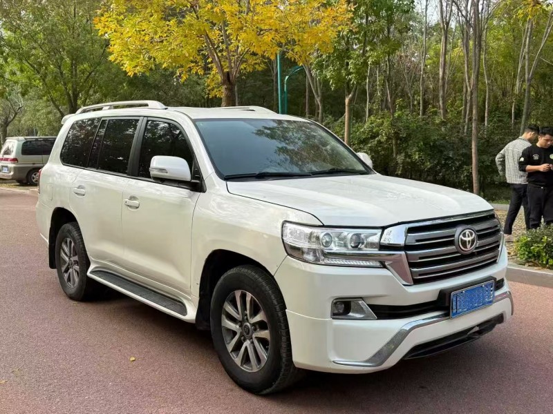 潍坊16年丰田普拉多3