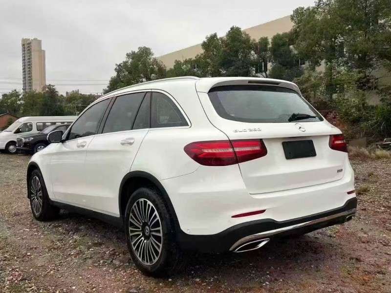 长沙19年奔驰GLC9