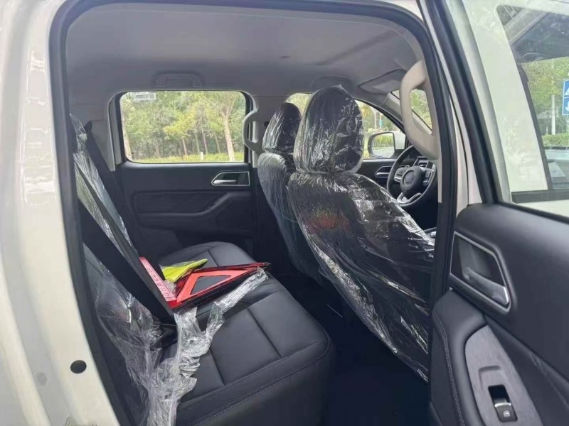 泰安25年长城汽车风骏4